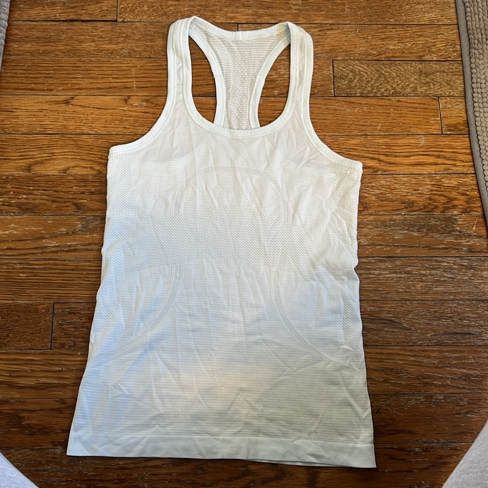 Lululemon Swiftly Tank in ice blue